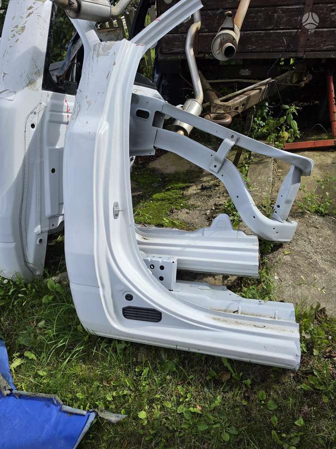 RAM 1500 kėbulo dalys
