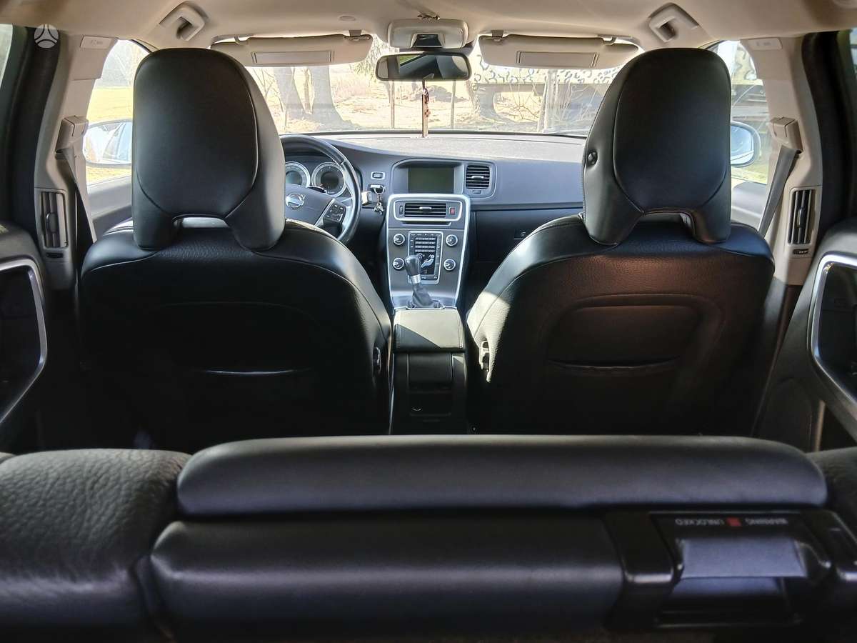 Volvo V60, 2.0 l., Универсал