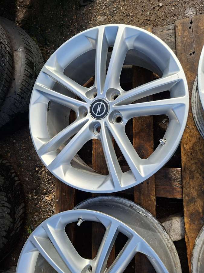 Opel Insignia ET42, light alloy, R18