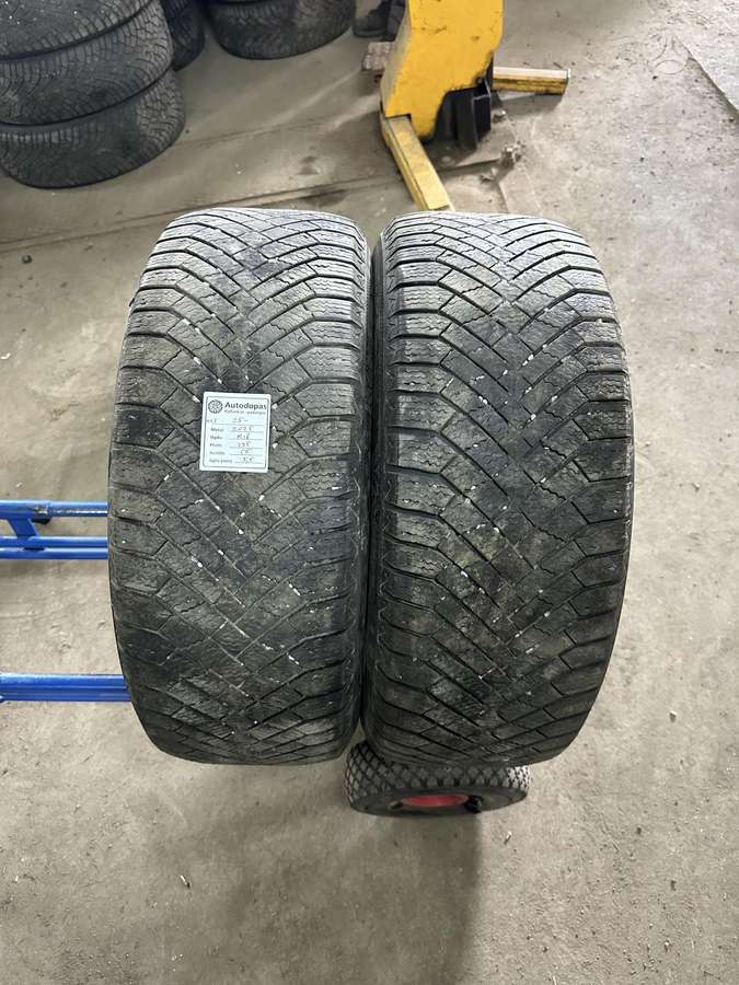 Continental, žieminės 235/55 R18