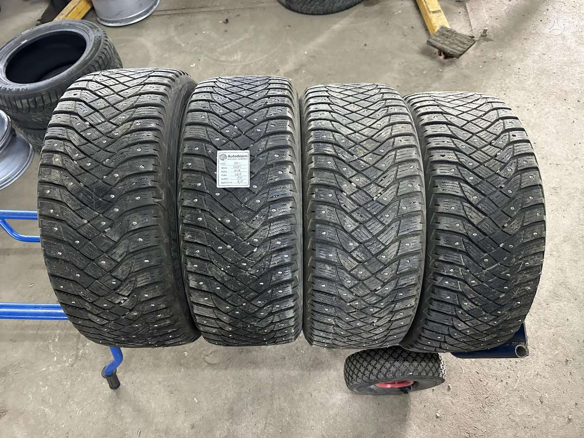 Goodyear, žieminės 225/50 R17