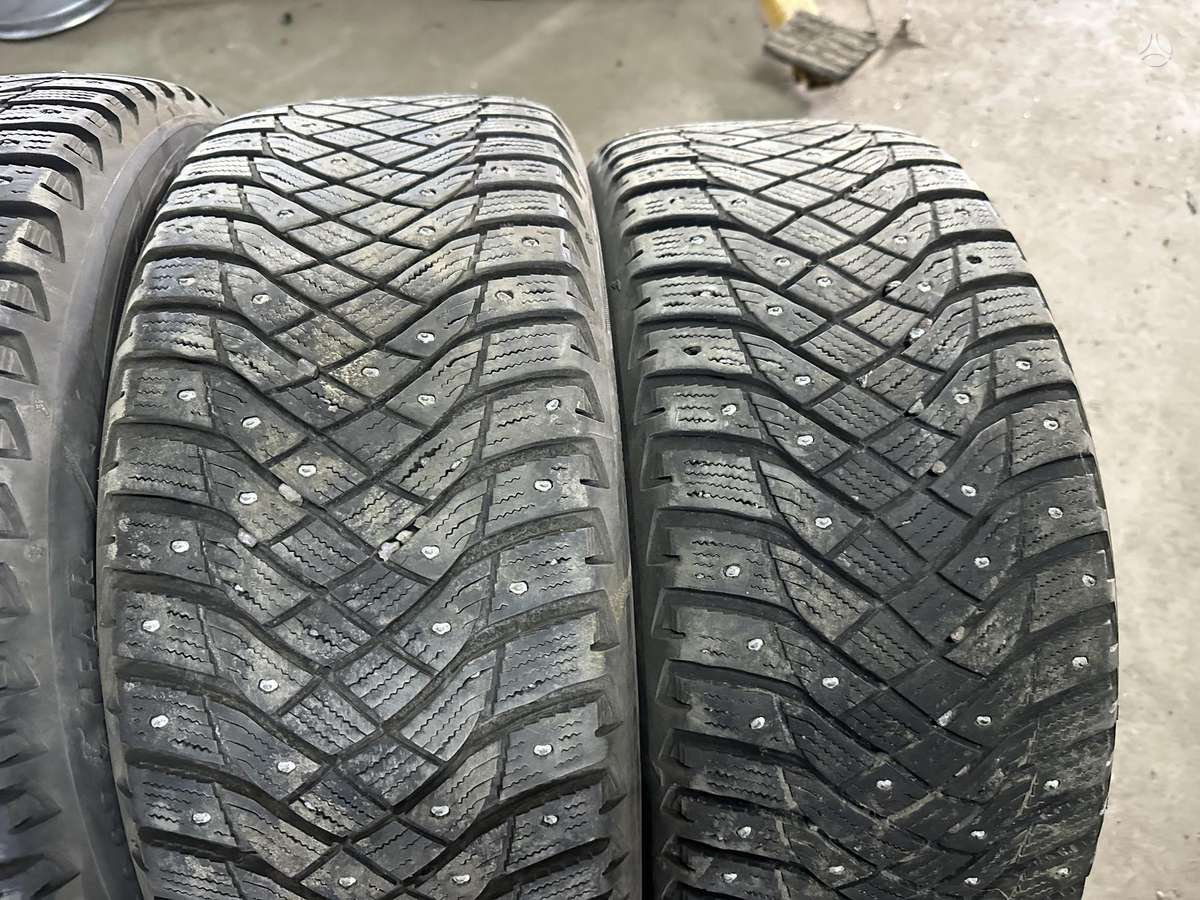 Goodyear, žieminės 225/50 R17