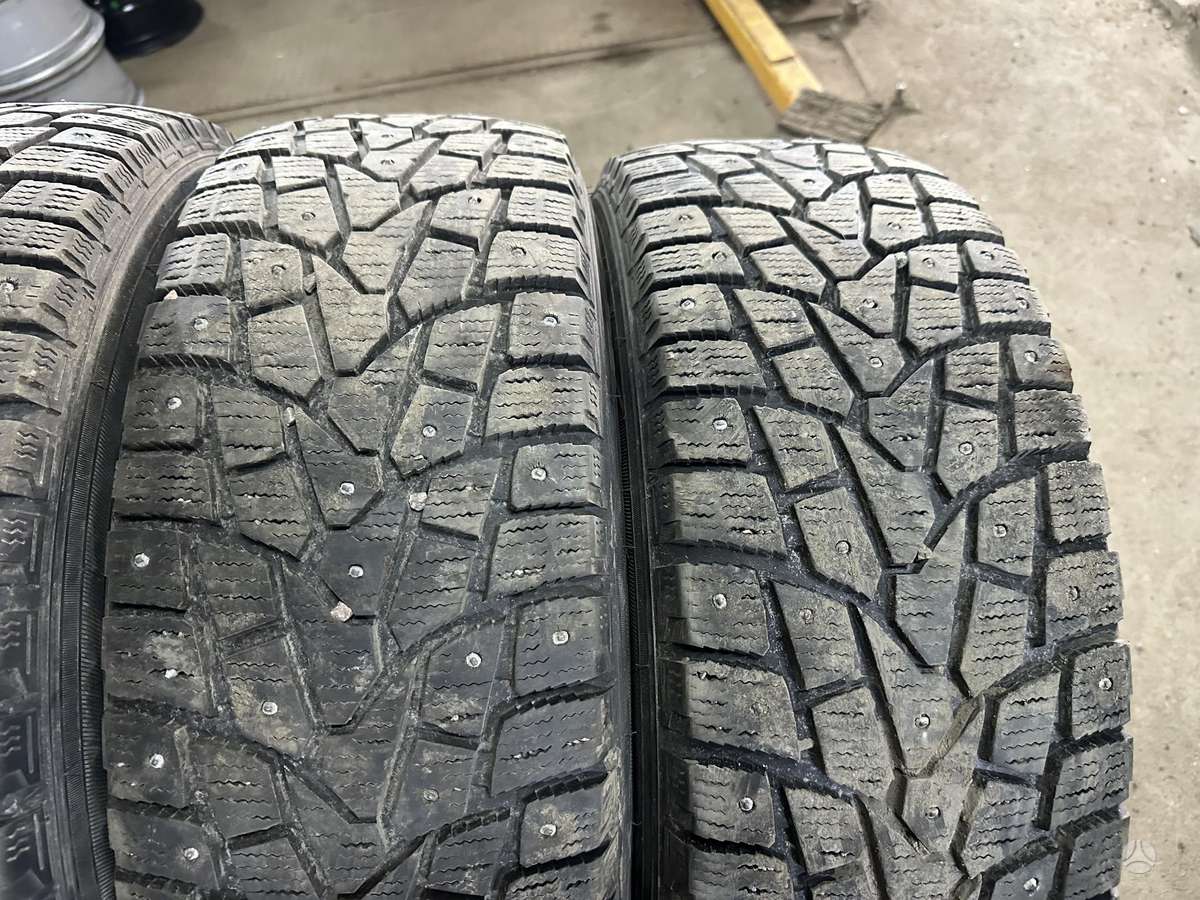 Falken, winter 235/65 R17