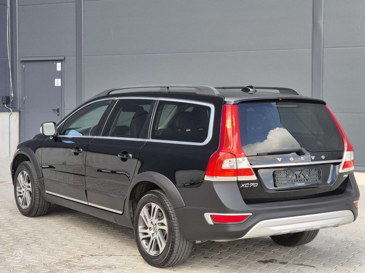 Volvo XC70, 3.2 l., wagon
