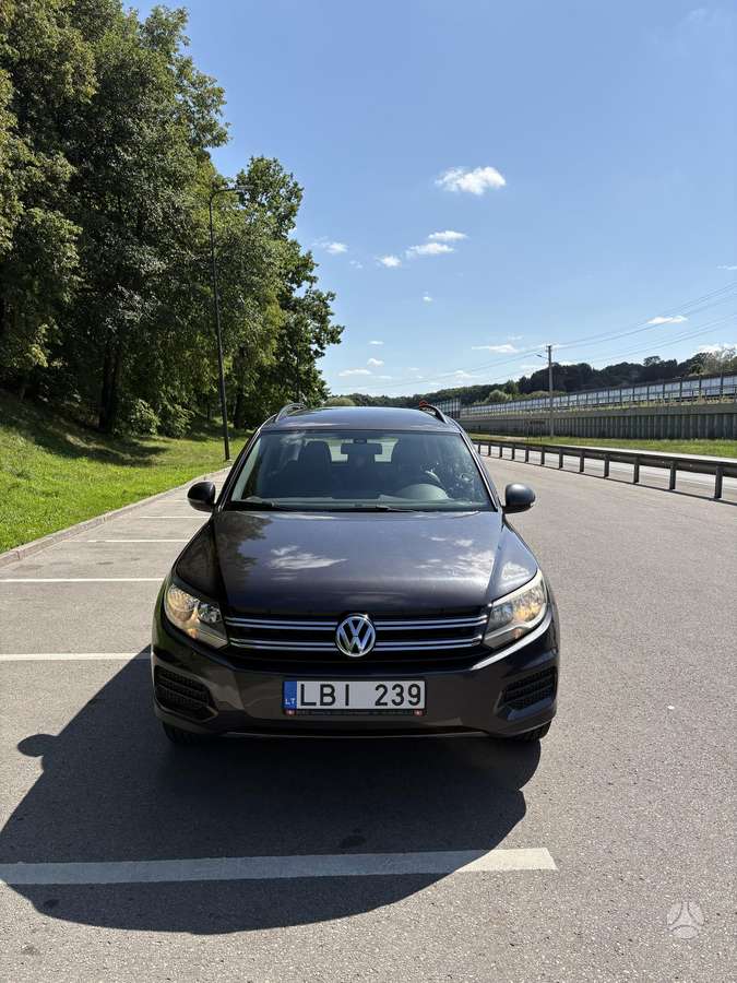 Volkswagen Tiguan - 5