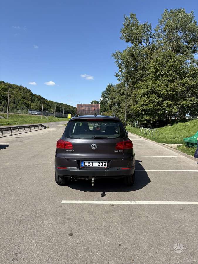 Volkswagen Tiguan - 7