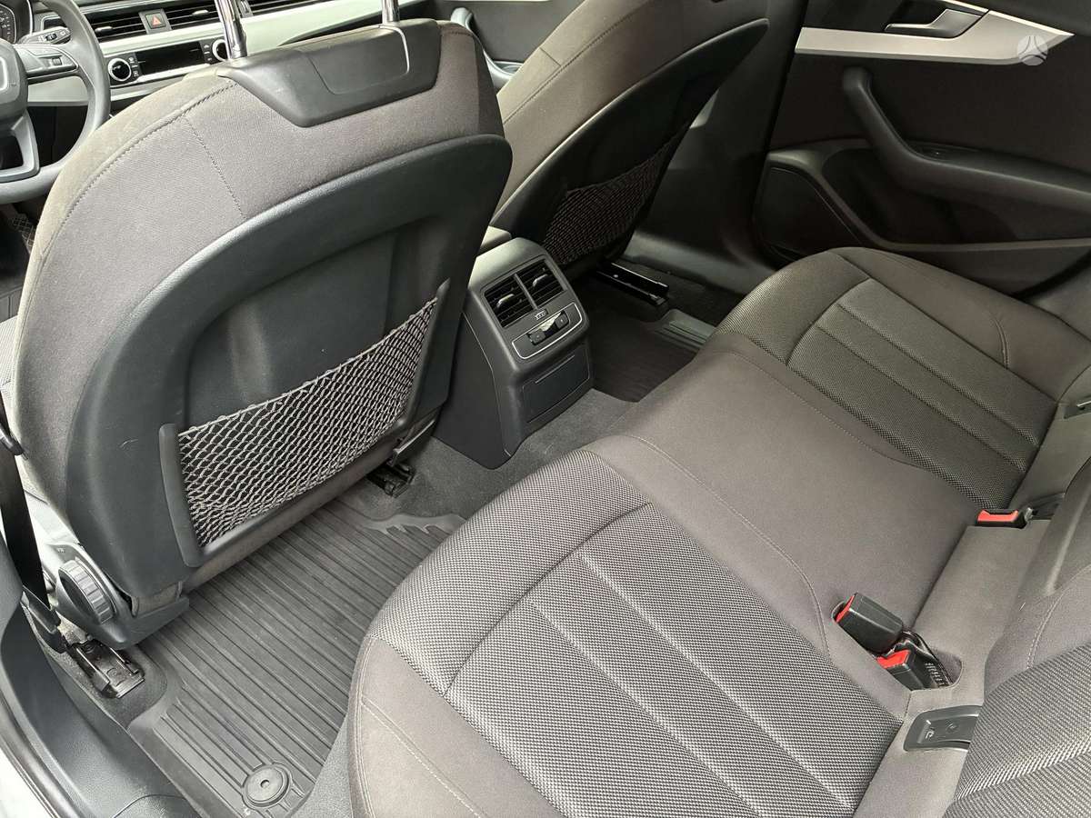 Audi A4, 2.0 l., Универсал