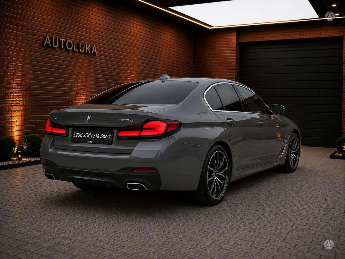 BMW 520, 2.0 l., Седан