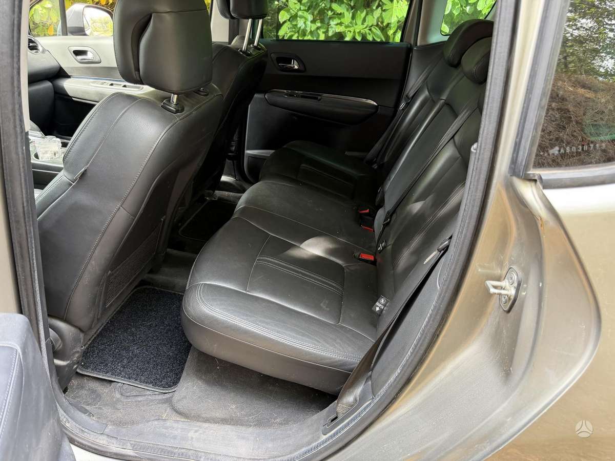 Peugeot 3008 - 8