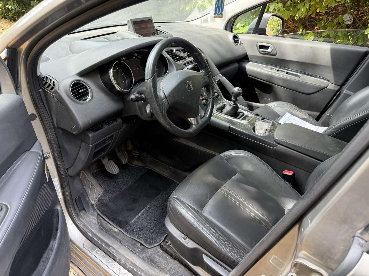 Peugeot 3008 - 9