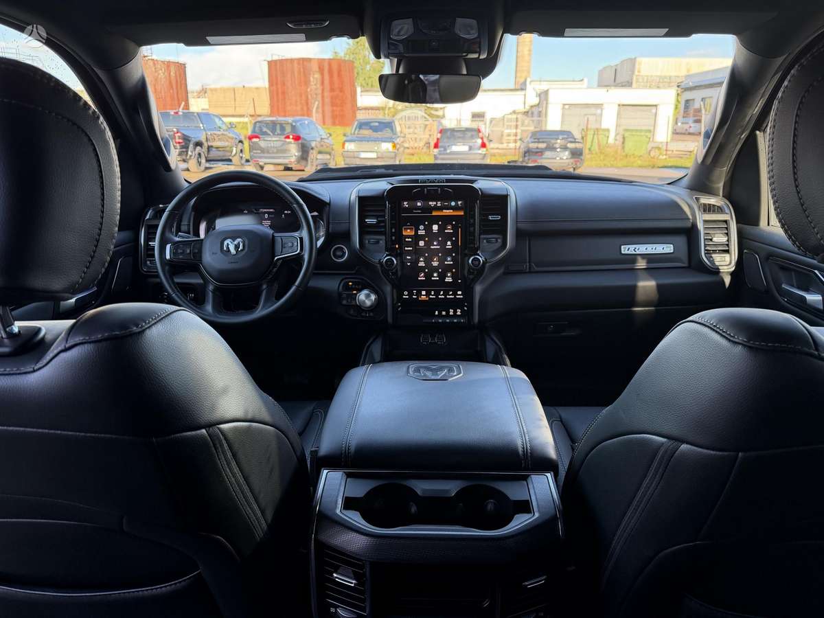 RAM 1500, 5.7 l., Пикап