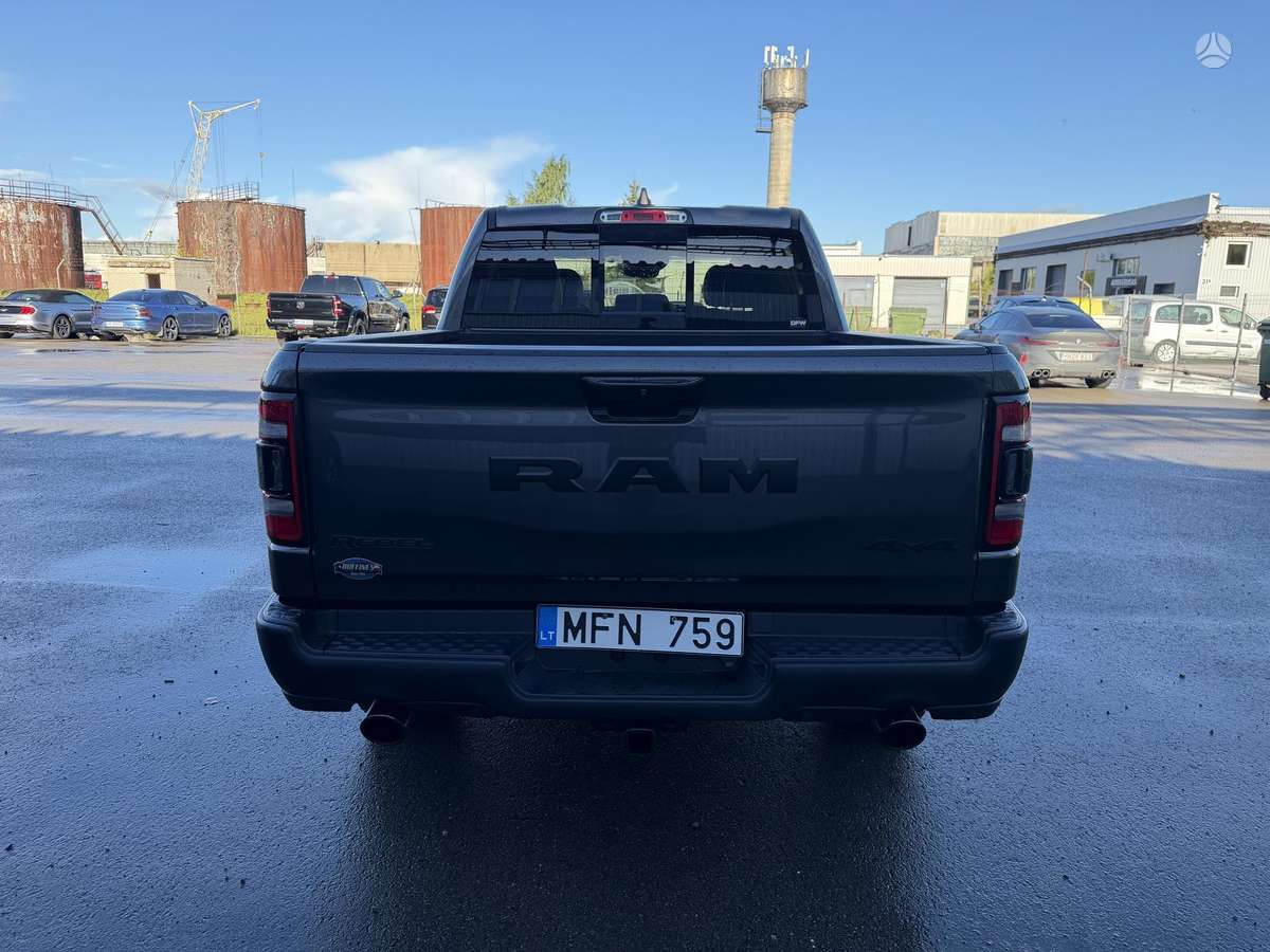 RAM 1500, 5.7 l., pick-up