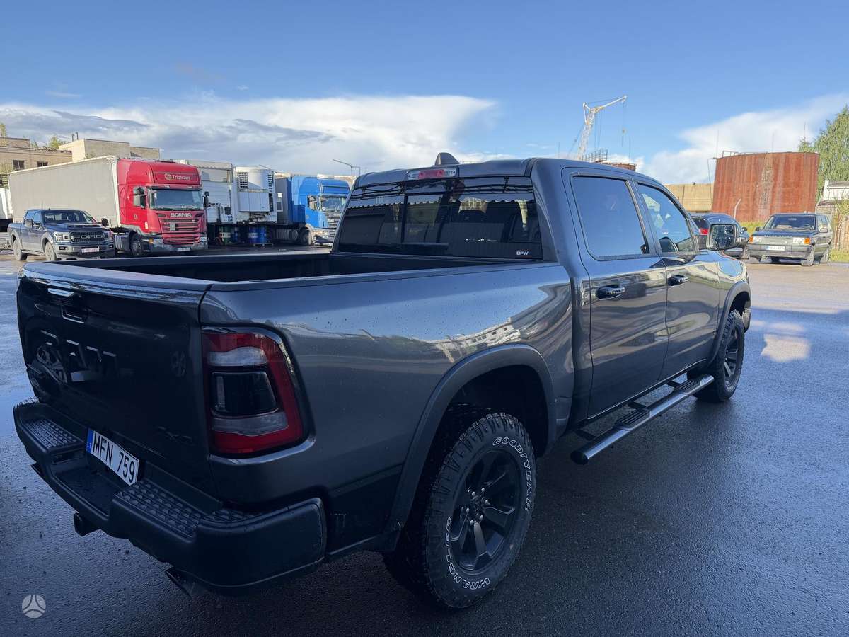 RAM 1500, 5.7 l., Пикап