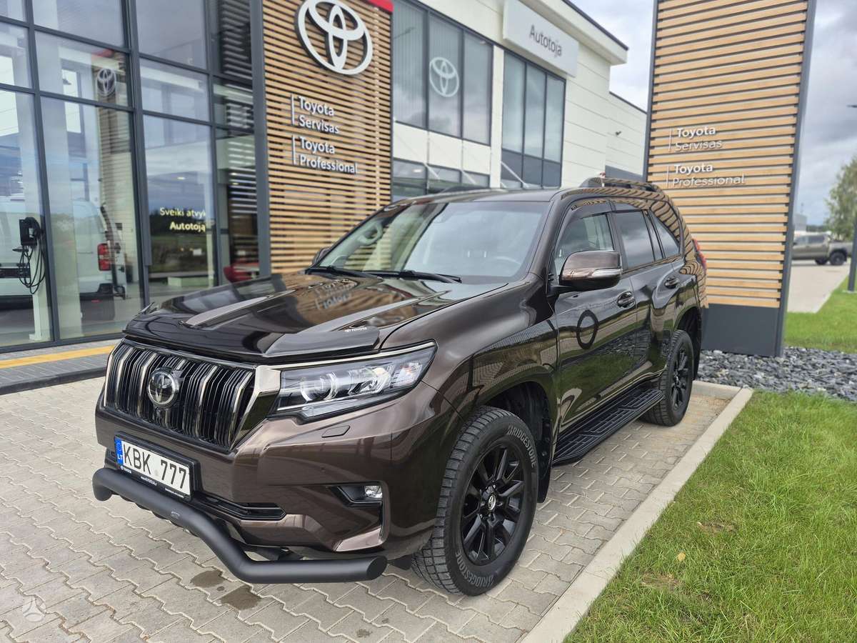 Toyota Land Cruiser - 2