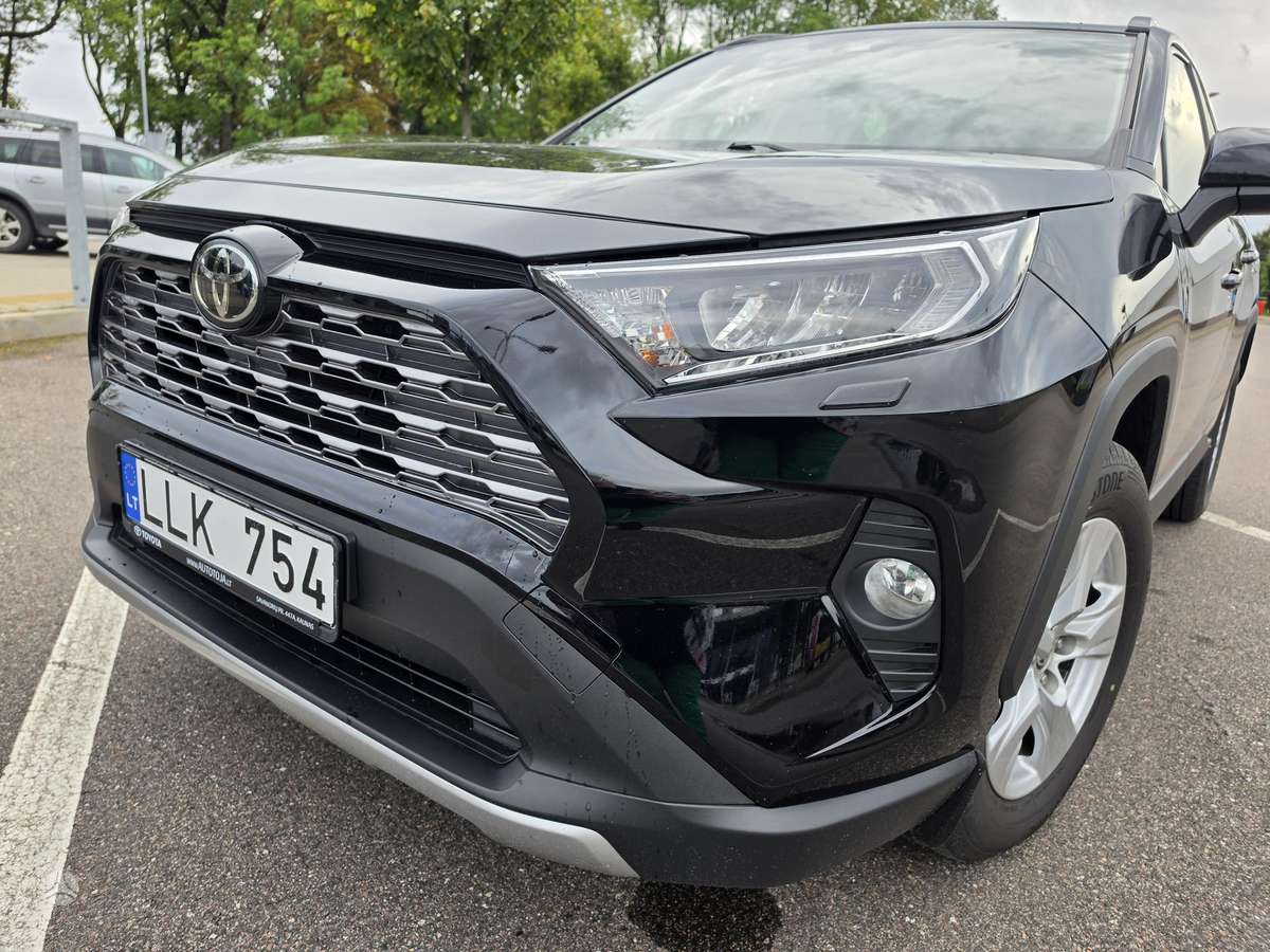 Toyota RAV4 - 3