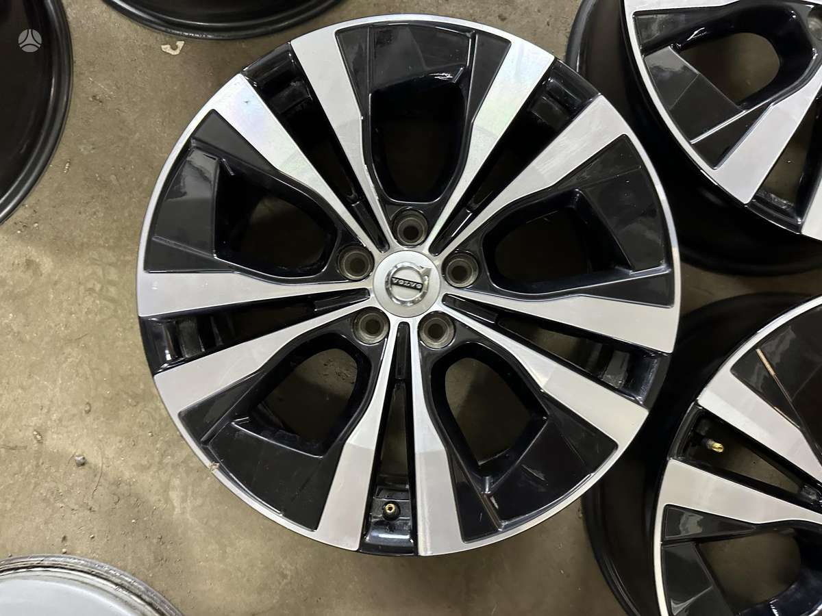 Volvo, light alloy, R18
