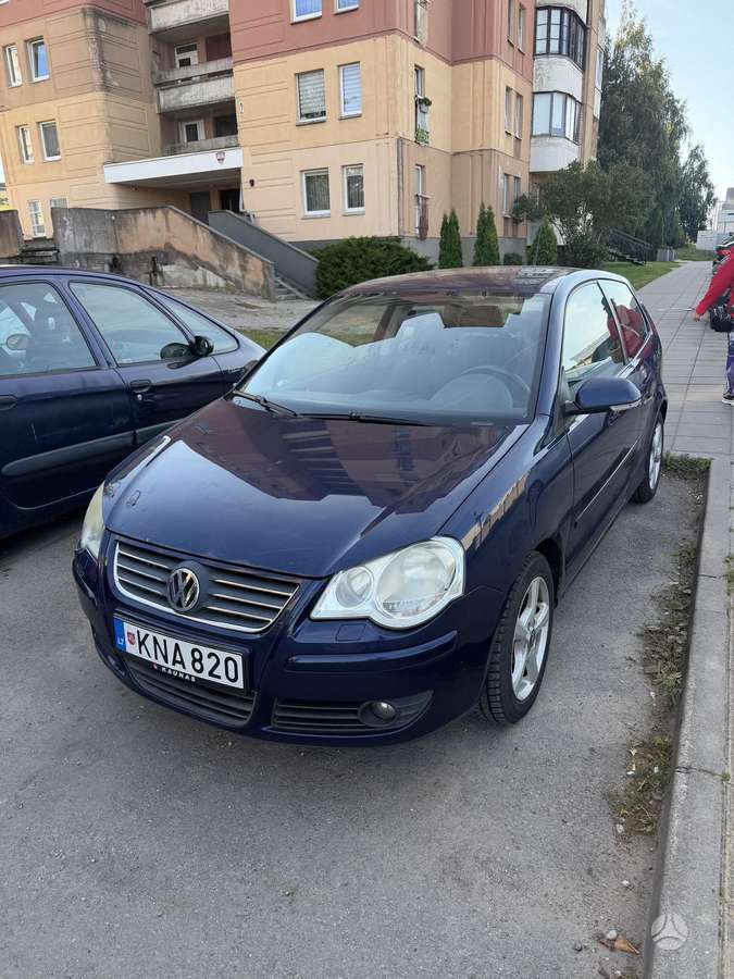 Volkswagen Polo - 1