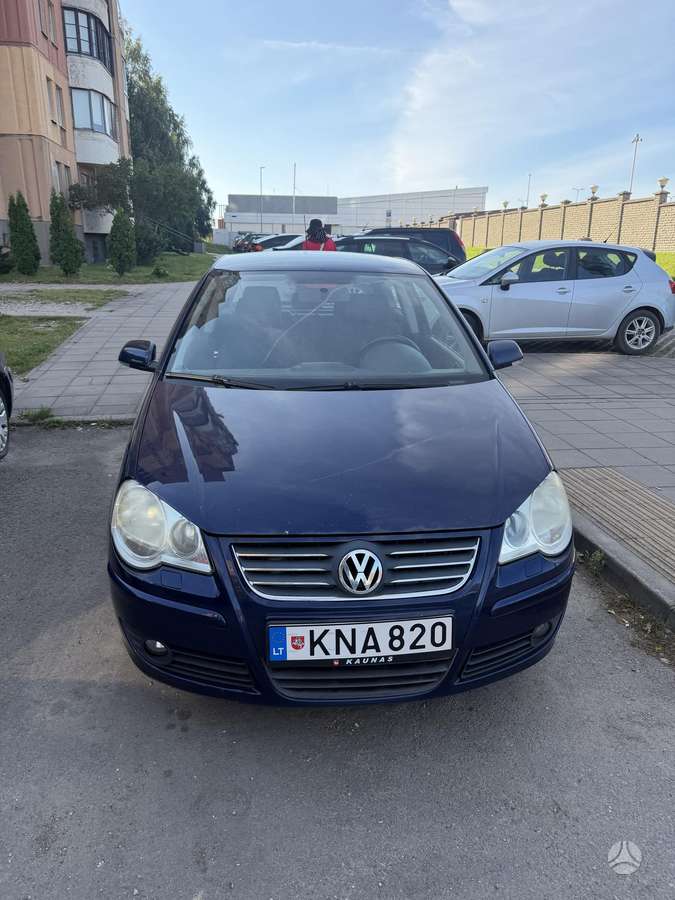 Volkswagen Polo - 2