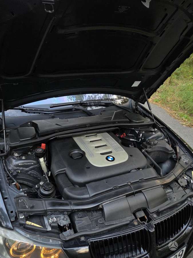 BMW 325, 3.0 l., wagon