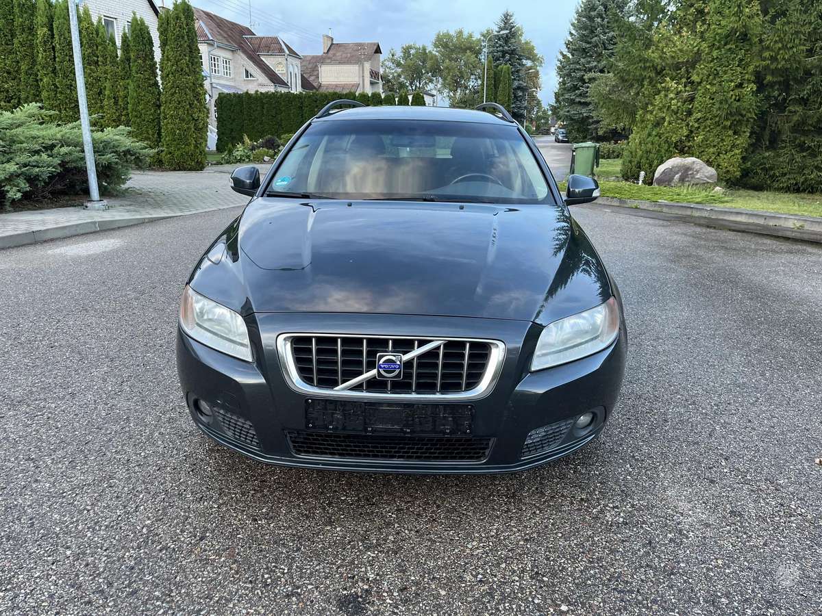 Volvo V70 - 8