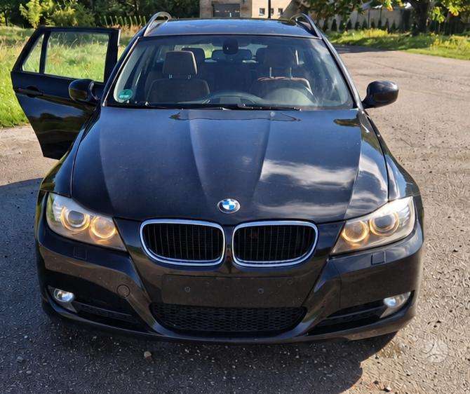 BMW 320, 2.0 l., wagon