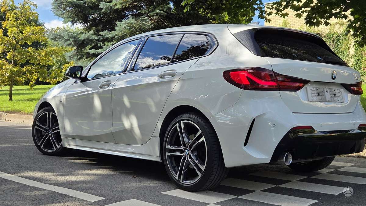 BMW 116, 1.5 l., hatchback