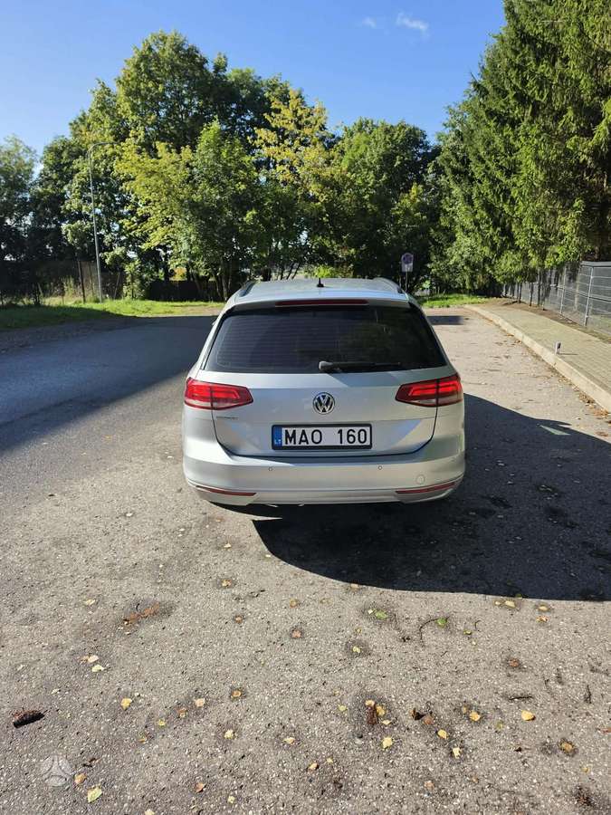 Volkswagen Passat - 6