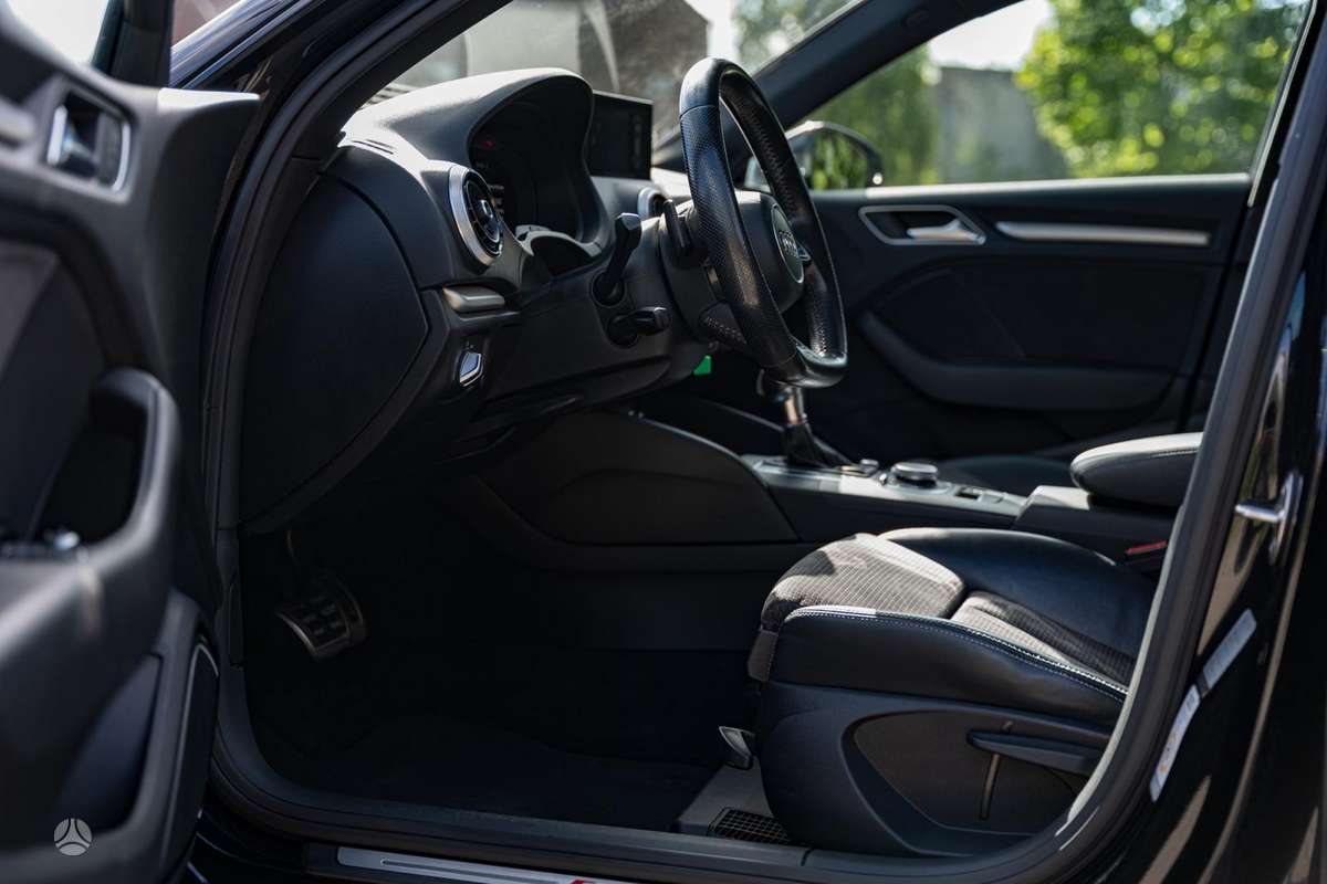 Audi S3, 2.0 l., Хэтчбек