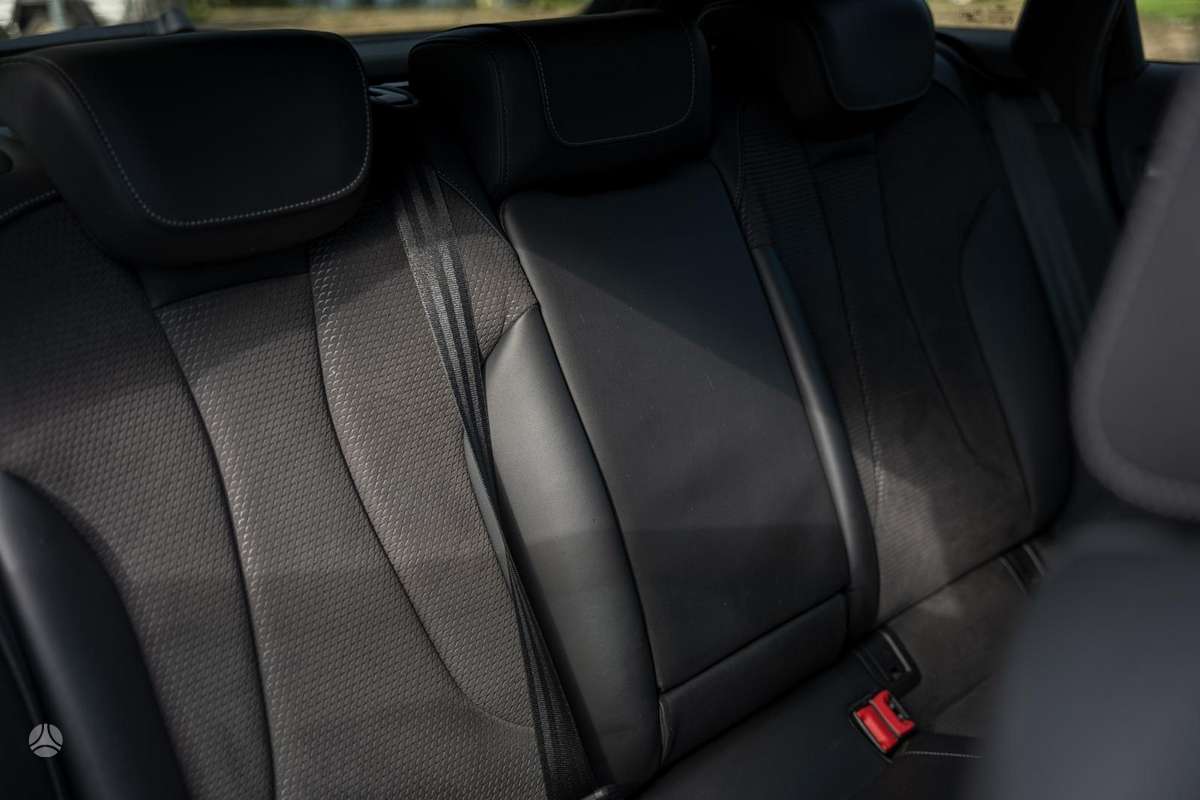 Audi S3, 2.0 l., Хэтчбек