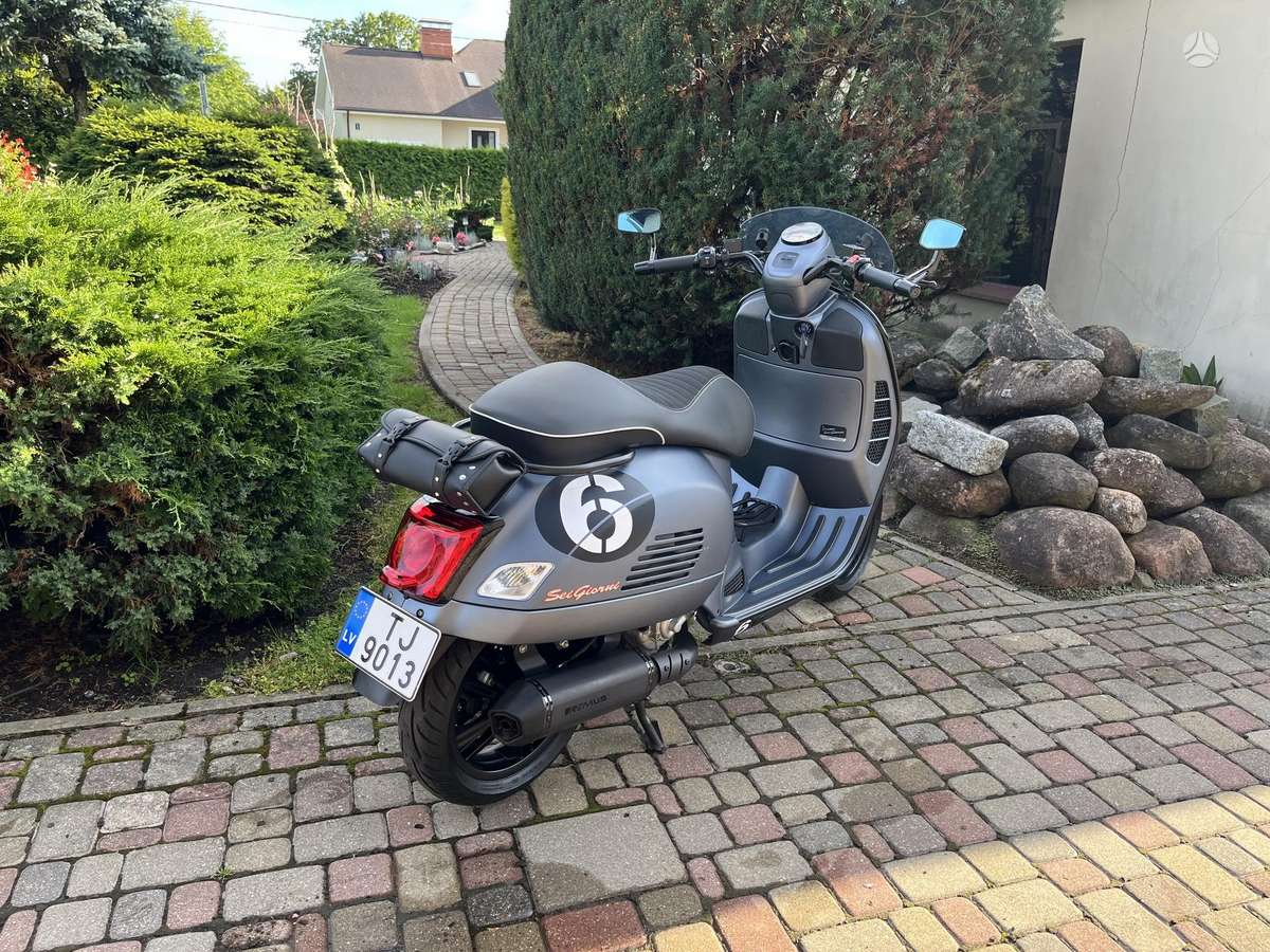 Piaggio Vespa 300cc, мотороллеры / мопеды