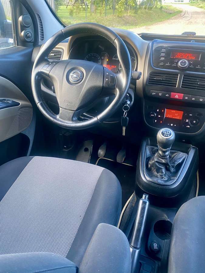 Opel Combo, 1.6 l., Минивэн