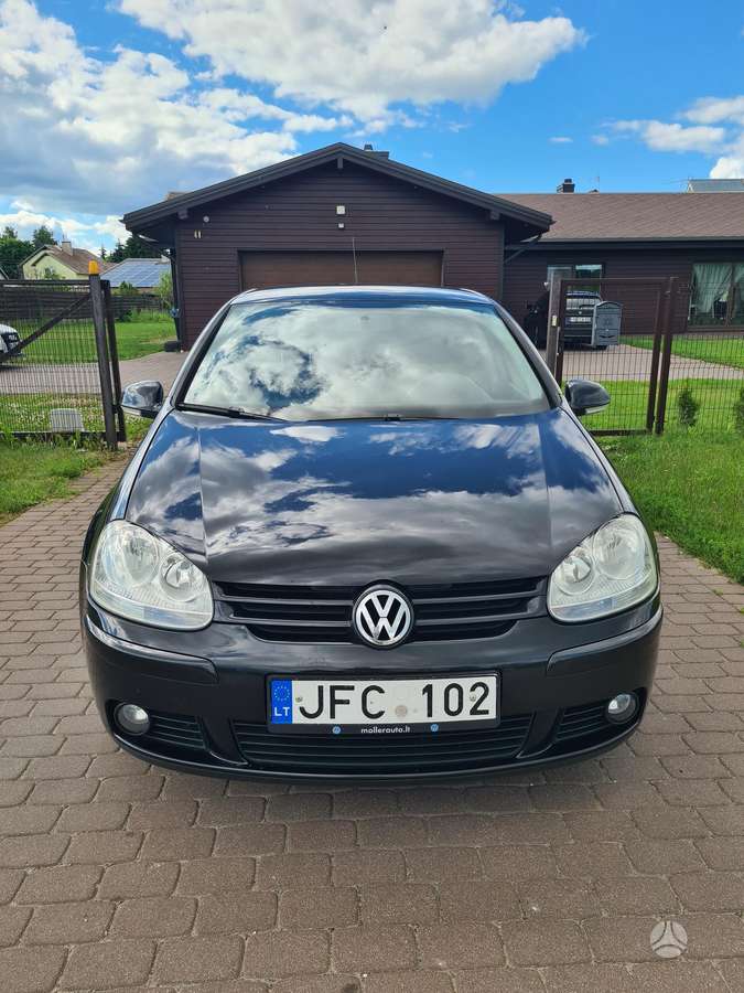 Volkswagen Golf - 3
