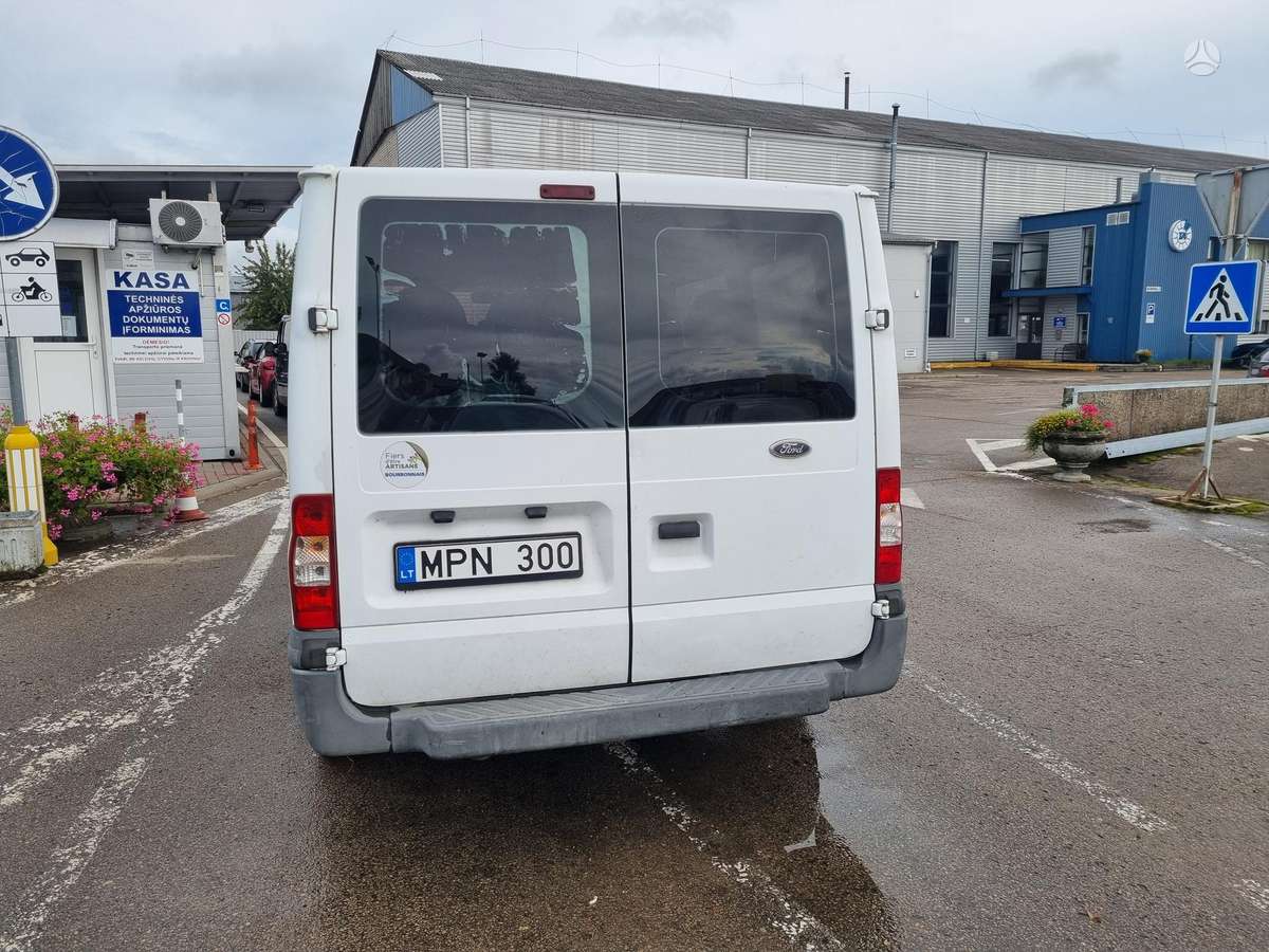 Ford Transit - 8