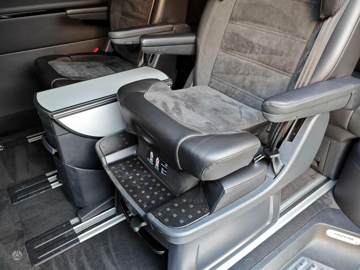 Volkswagen Multivan, 2.0 l., mpv / minivan