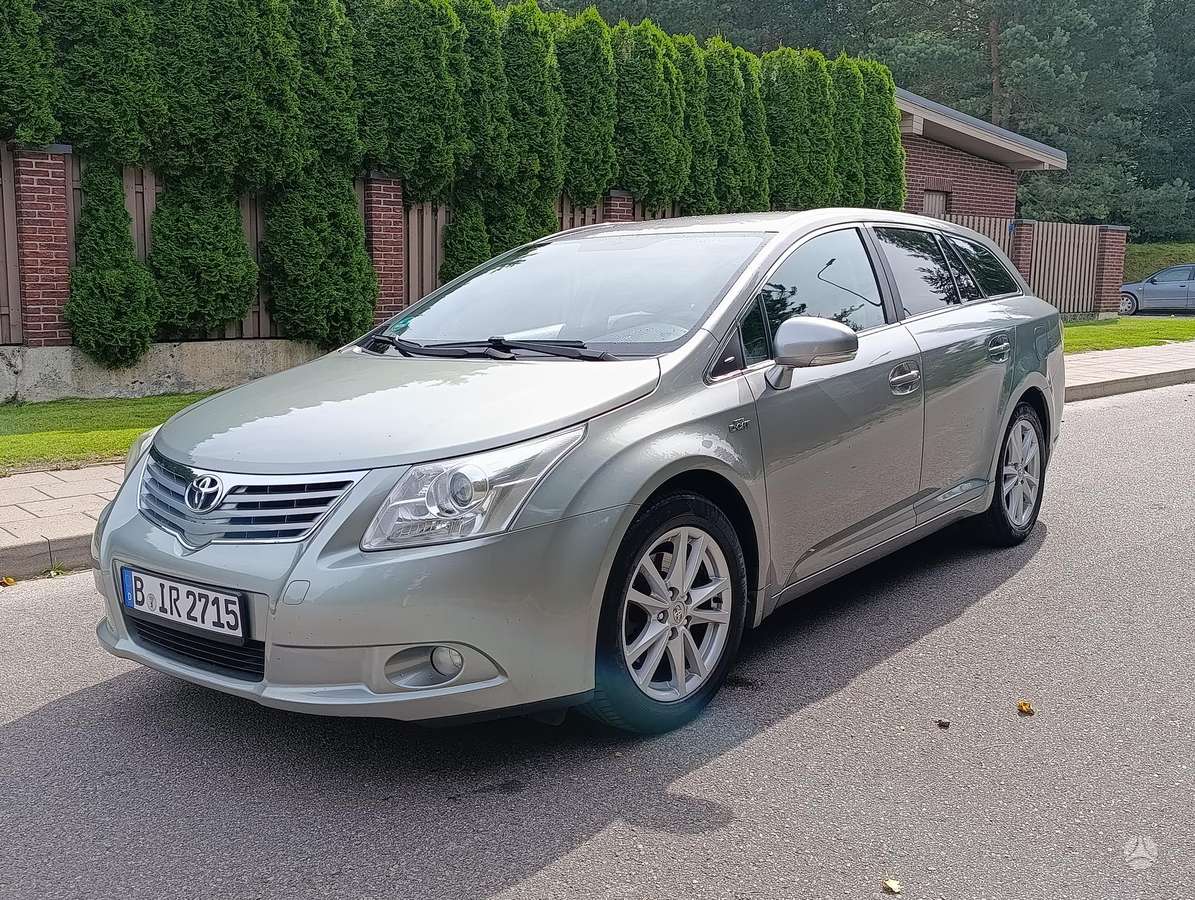 Toyota Avensis, 2.2 l., Универсал
