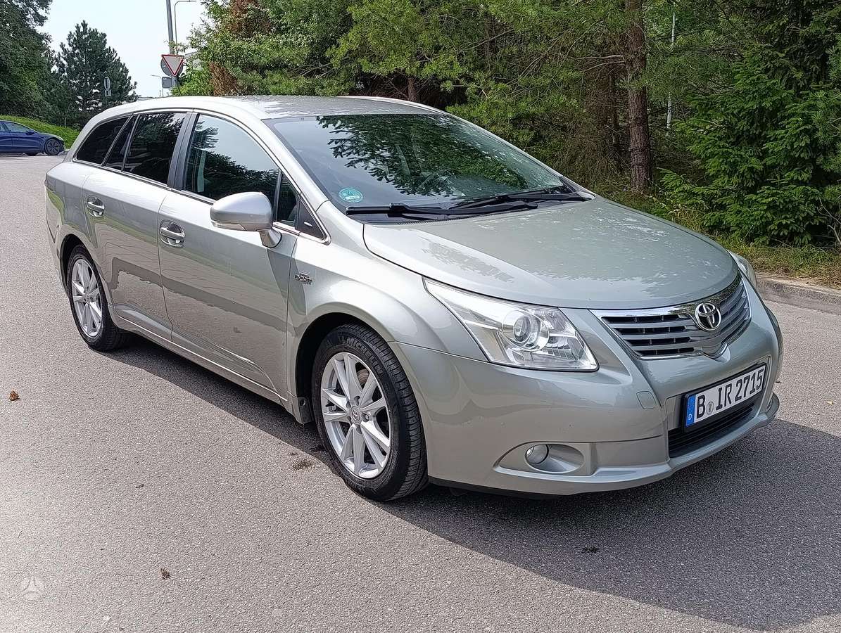 Toyota Avensis, 2.2 l., Универсал