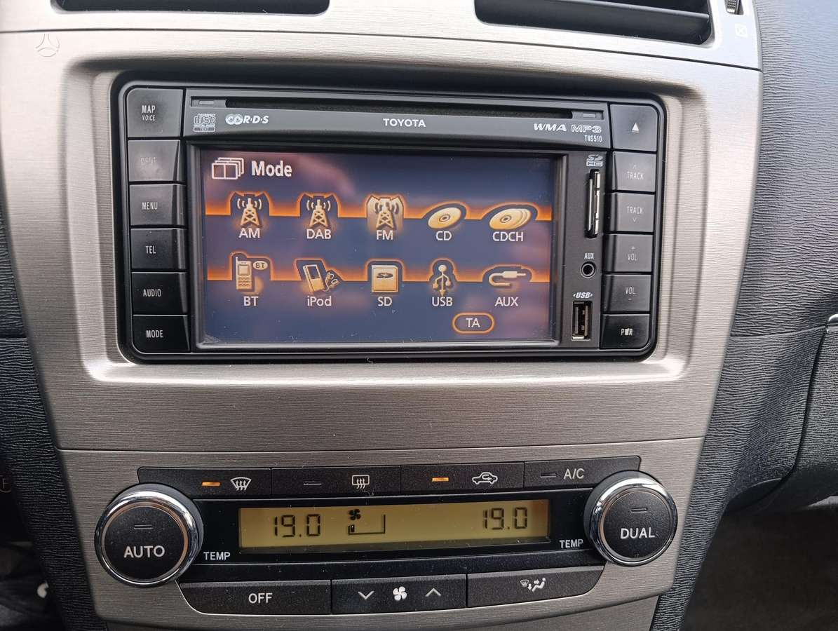 Toyota Avensis, 2.2 l., Универсал