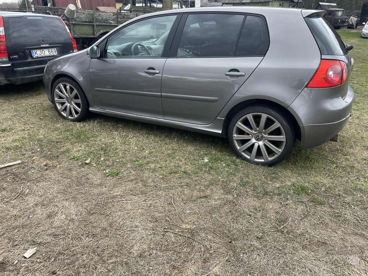 Volkswagen Golf по частям. Dalimis