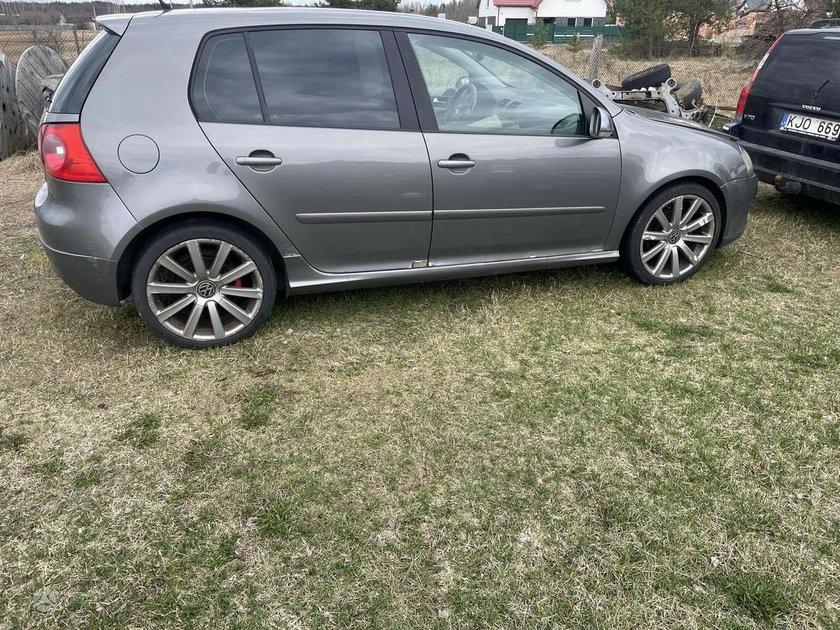 Volkswagen Golf по частям. Dalimis