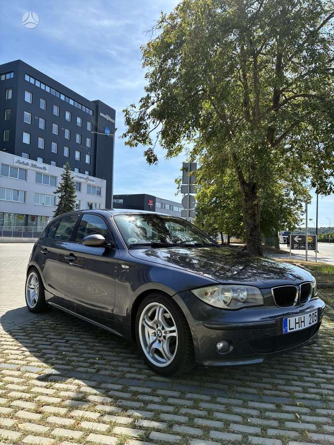 BMW 120, 2.0 l., Хэтчбек