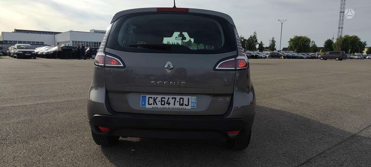 Renault Scenic - 5
