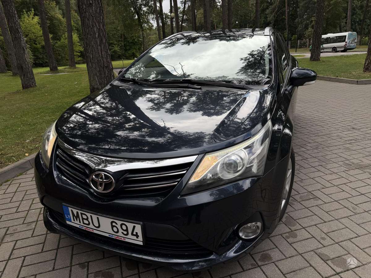 Toyota Avensis, 2.0 l., Универсал