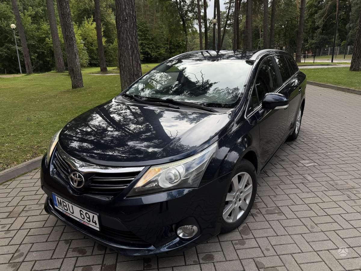 Toyota Avensis - 12