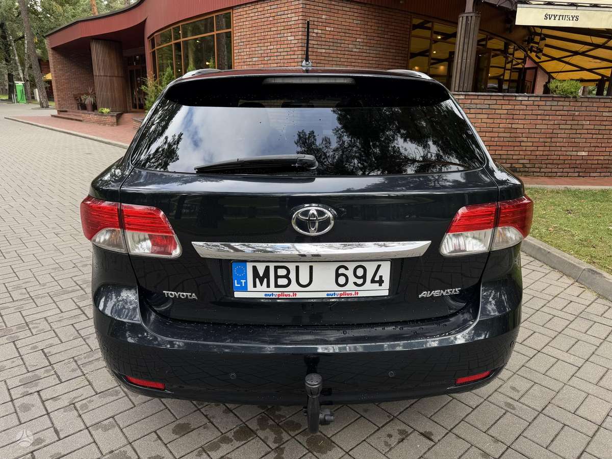 Toyota Avensis, 2.0 l., Универсал