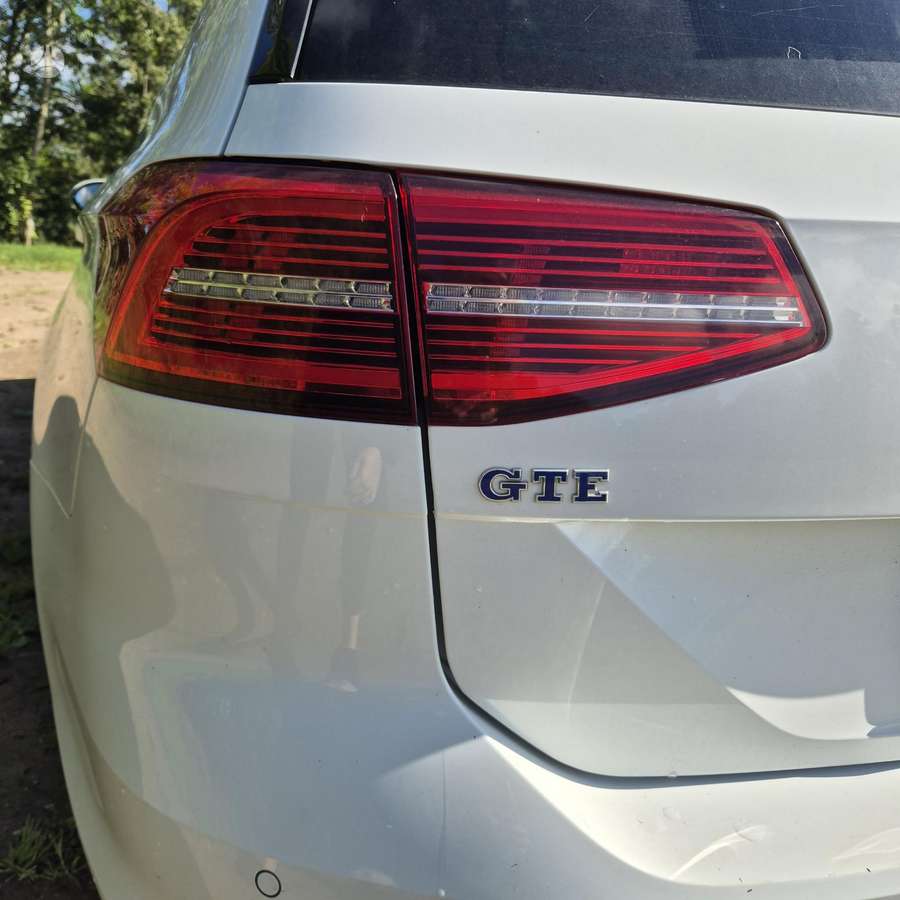Volkswagen Passat - 6