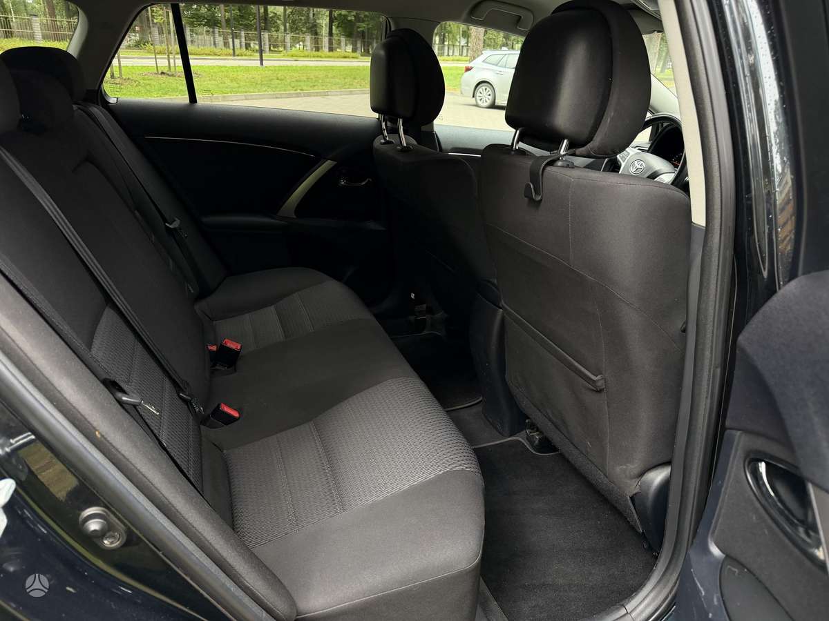 Toyota Avensis, 2.0 l., Универсал