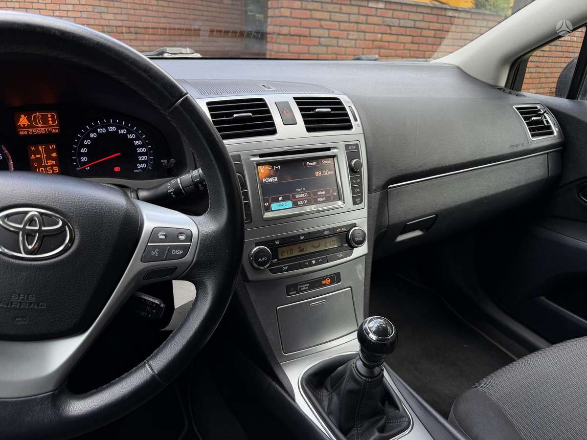 Toyota Avensis, 2.0 l., Универсал