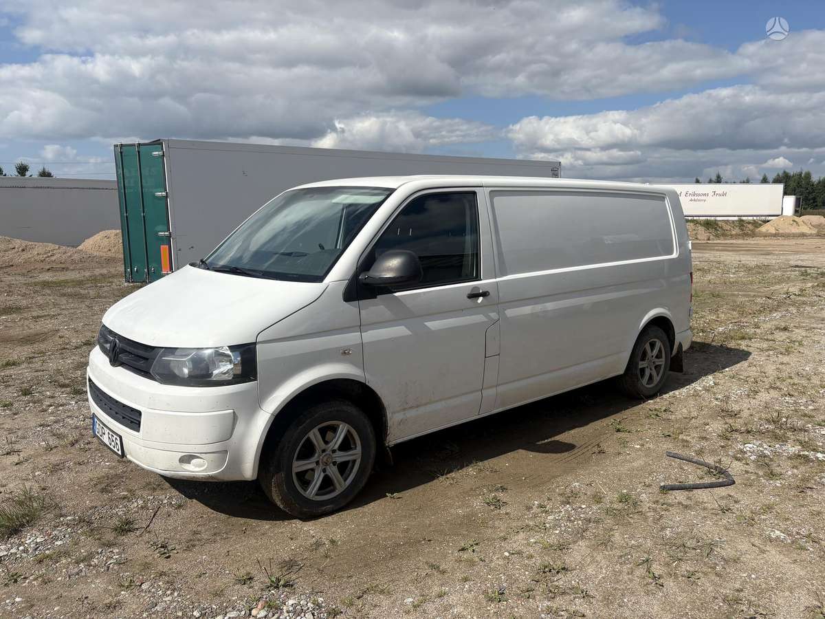 Volkswagen Transporter - 1