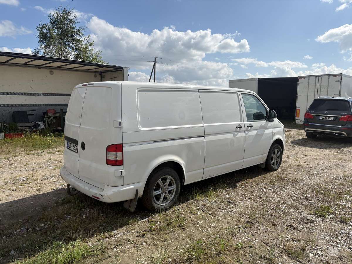Volkswagen Transporter - 3