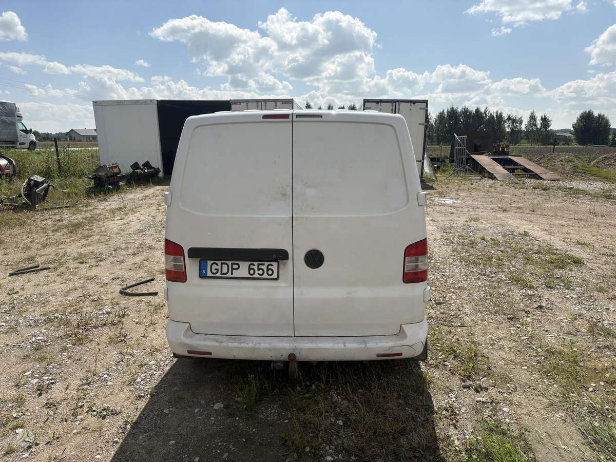 Volkswagen Transporter - 6